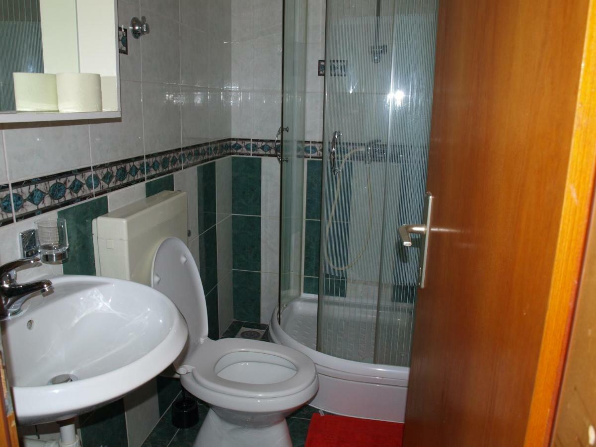 Apartment Duje Макарска Экстерьер фото